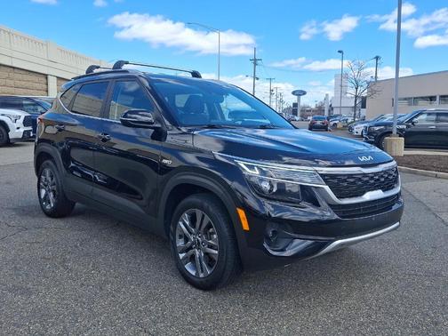 2022 Kia Seltos S