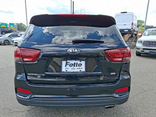 2019 Kia Sorento LX