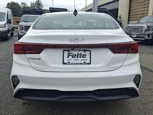 2022 Kia Forte LXS