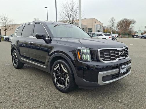 2023 Kia Telluride S