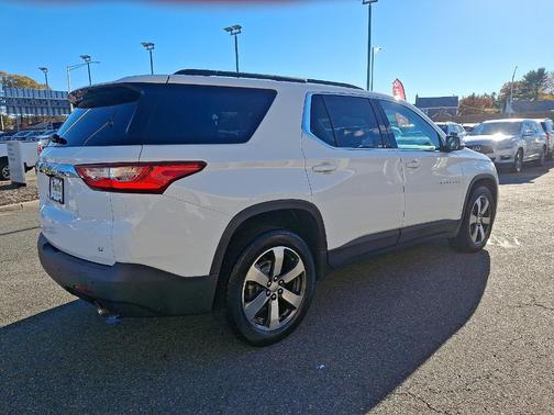 2020 Chevrolet Traverse LT Leather