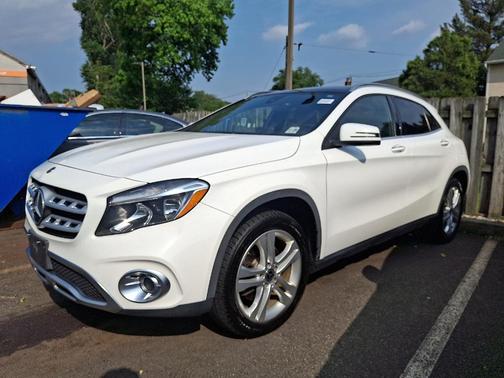 2020 Mercedes-Benz GLA 250 Base 4MATIC