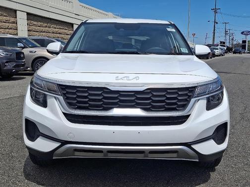 2023 Kia Seltos LX
