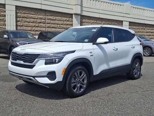 2023 Kia Seltos LX