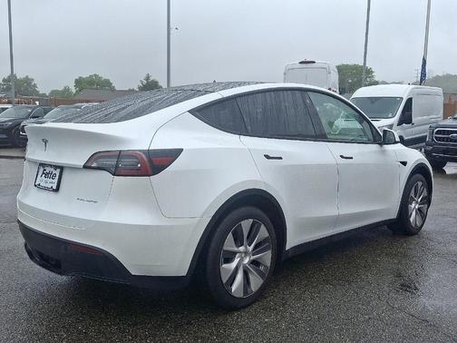 2020 Tesla Model Y Long Range