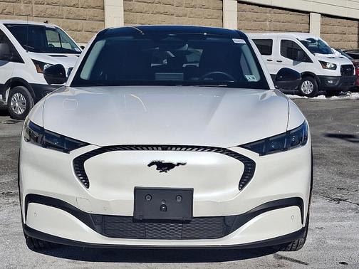 2024 Ford Mustang Mach-E Select