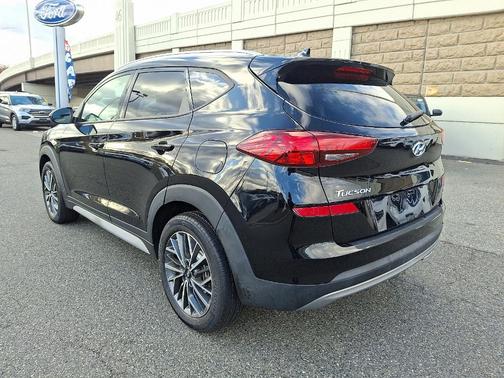2021 Hyundai TUCSON SEL