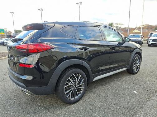 2021 Hyundai TUCSON SEL