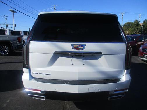 Vibrant White Tricoat 2027 Cadillac Escalade Luxury