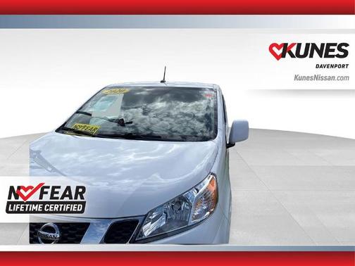 2020 Nissan NV200 SV