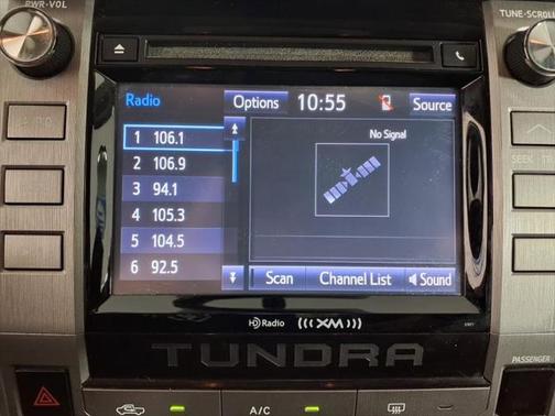 2014 Toyota Tundra SR5