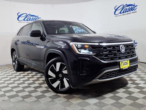 Deep Black Pearl 2024 Volkswagen Atlas Cross Sport 2.0T SE w/Technology