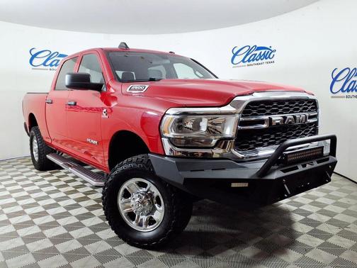 Flame Red Clearcoat 2021 RAM 2500 Tradesman Crew Cab 4x4 6'4' Box
