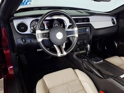 2014 Ford Mustang V6