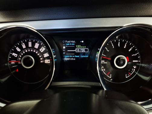 2014 Ford Mustang V6