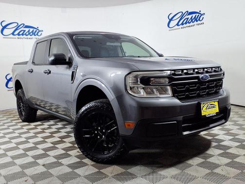 Carbonized Gray Metallic 2023 Ford Maverick XL