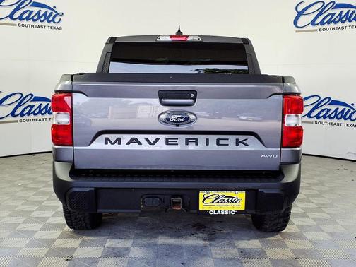 Carbonized Gray Metallic 2023 Ford Maverick XL