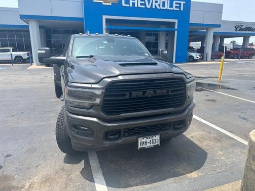 Granite Crystal Metallic Clearcoat 2024 RAM 3500 Laramie Mega Cab 4x4 6'4' Box