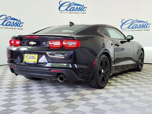 2022 Chevrolet Camaro 1LT