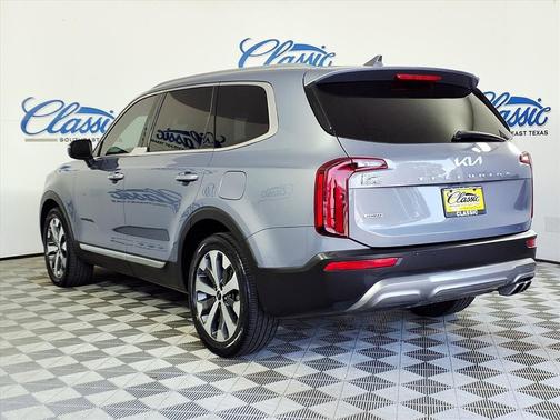 2022 Kia Telluride S