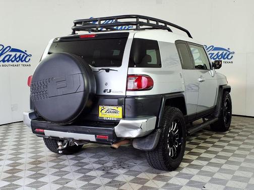 Gray 2007 Toyota FJ Cruiser Base