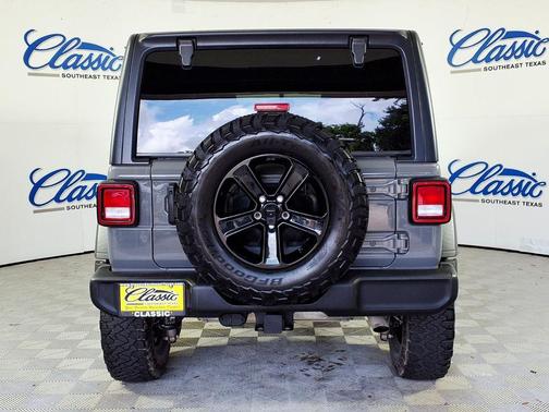 Sting-Gray Clearcoat 2022 Jeep Wrangler Unlimited Sport Altitude