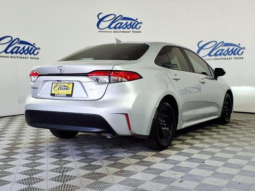 Classic Silver Metallic 2024 Toyota Corolla LE