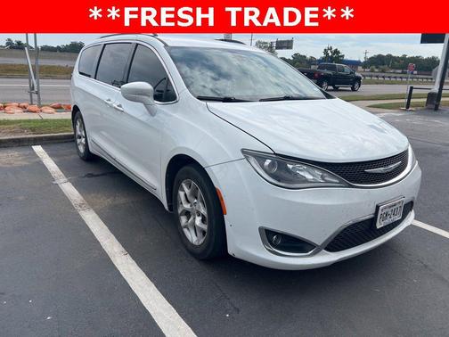 2020 Chrysler Pacifica Touring L