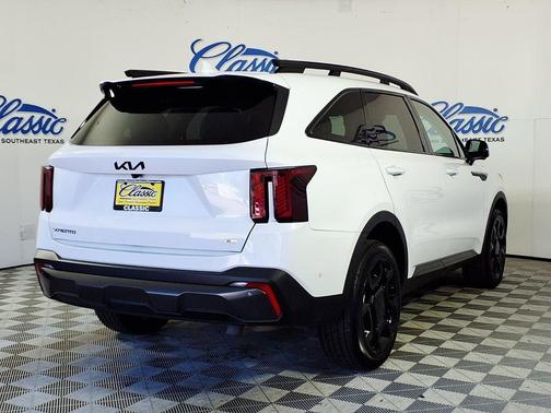 2025 Kia Sorento SX