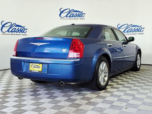 Blue 2009 Chrysler 300C Hemi