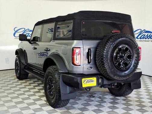 Carbonized Gray Metallic 2022 Ford Bronco Wildtrak