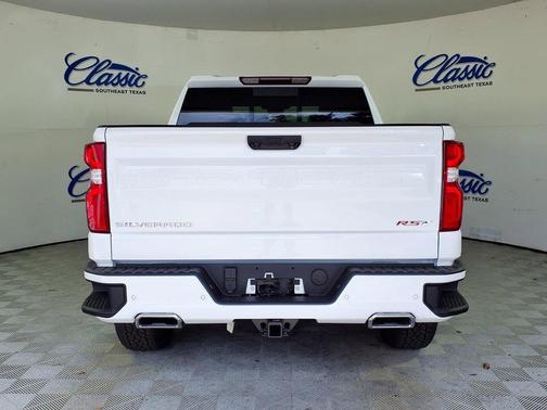 Summit White 2026 Chevrolet Silverado 1500 RST