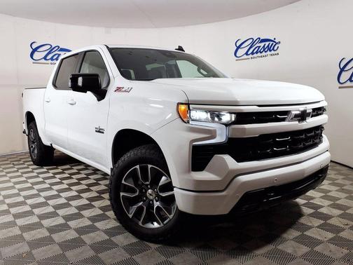 Summit White 2026 Chevrolet Silverado 1500 RST