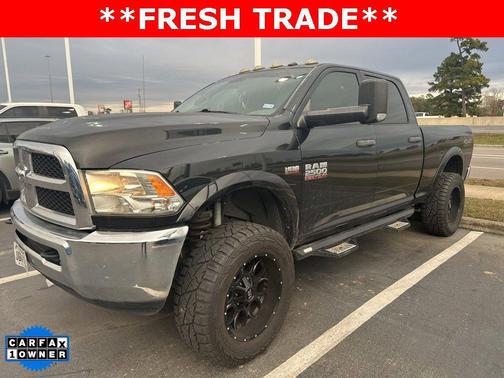 2017 RAM 2500 Tradesman Crew Cab 4x4 6'4' Box