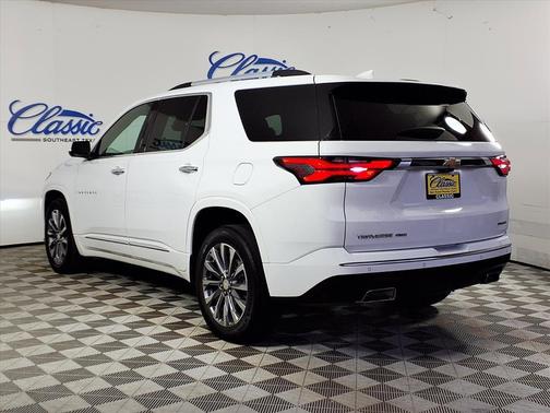 2022 Chevrolet Traverse Premier