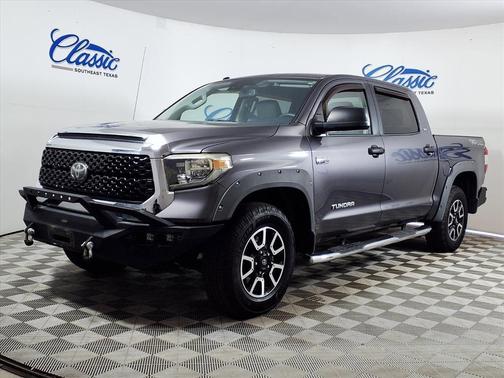 2018 Toyota Tundra SR5
