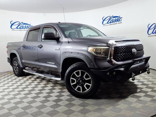 2018 Toyota Tundra SR5