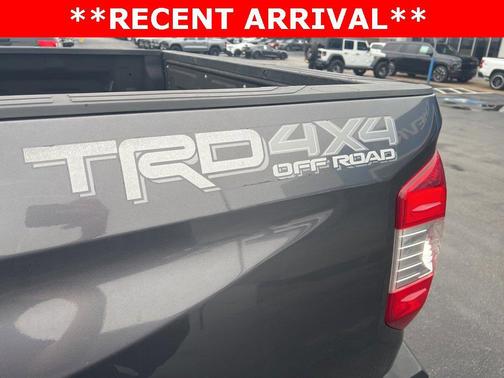 2018 Toyota Tundra SR5