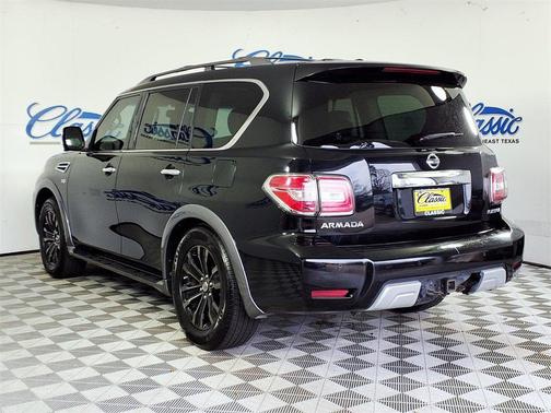 2017 Nissan Armada Platinum