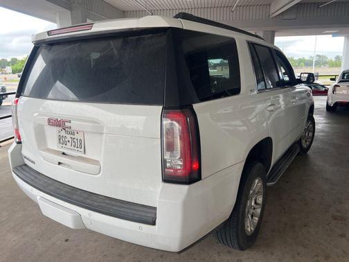 White 2016 GMC Yukon SLT