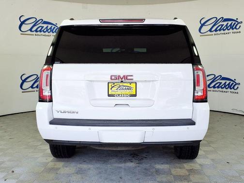 White 2016 GMC Yukon SLT