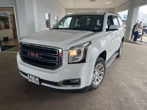 White 2016 GMC Yukon SLT