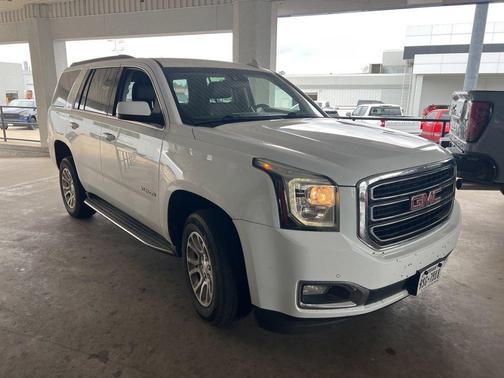 White 2016 GMC Yukon SLT