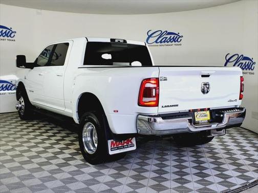 2024 RAM 3500 Laramie Mega Cab 4x4 6'4' Box