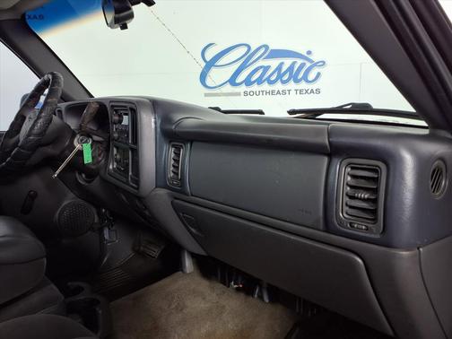 2003 GMC Sierra 1500 Base