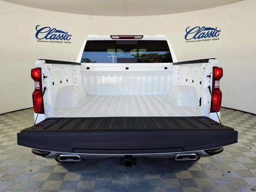 Summit White 2026 Chevrolet Silverado 1500 LT