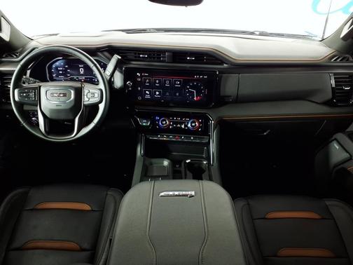 2024 GMC Sierra 2500 AT4