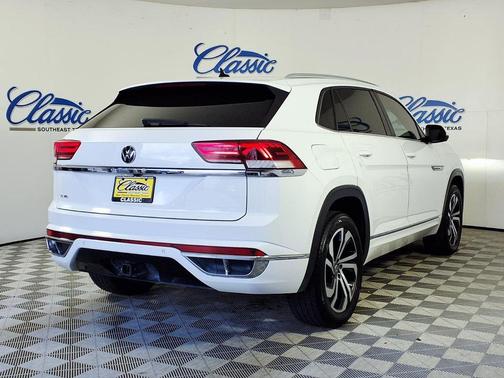 2021 Volkswagen Atlas Cross Sport 3.6L V6 SE w/Technology R-Line
