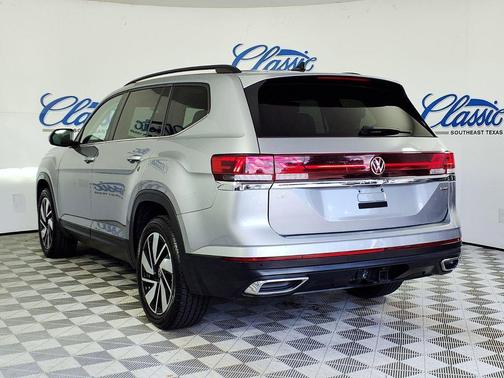 2024 Volkswagen Atlas 2.0T SE w/Technology 4MOTION