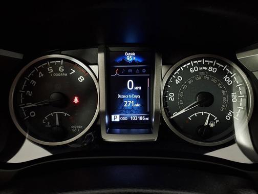 2017 Toyota Tacoma SR5